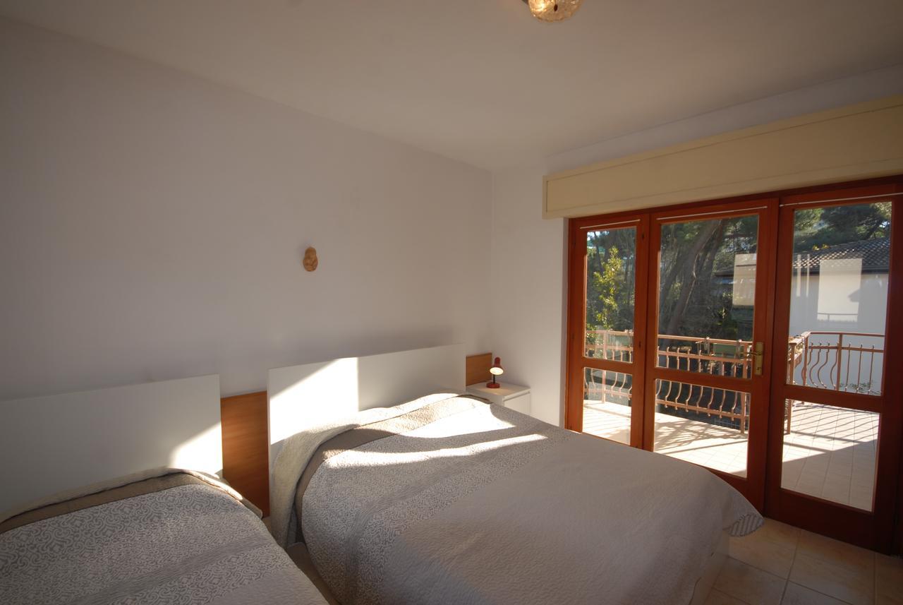 Villa Azalea Lignano Sabbiadoro Exterior photo